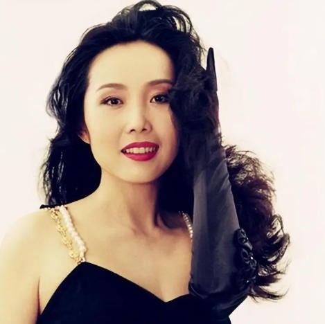 胡女士照片